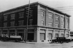 The Simon Levi Warehouse in San Diego in early 20th century. #WS1529