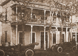 Independence Hotel, Independence, CA 1900's